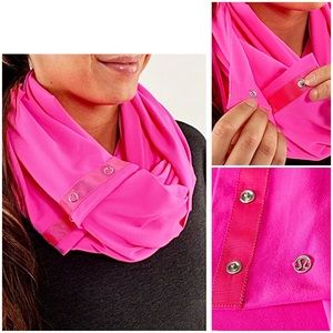Lululemon Vinyasa Scarf, Raspberry Glow-Light Luon